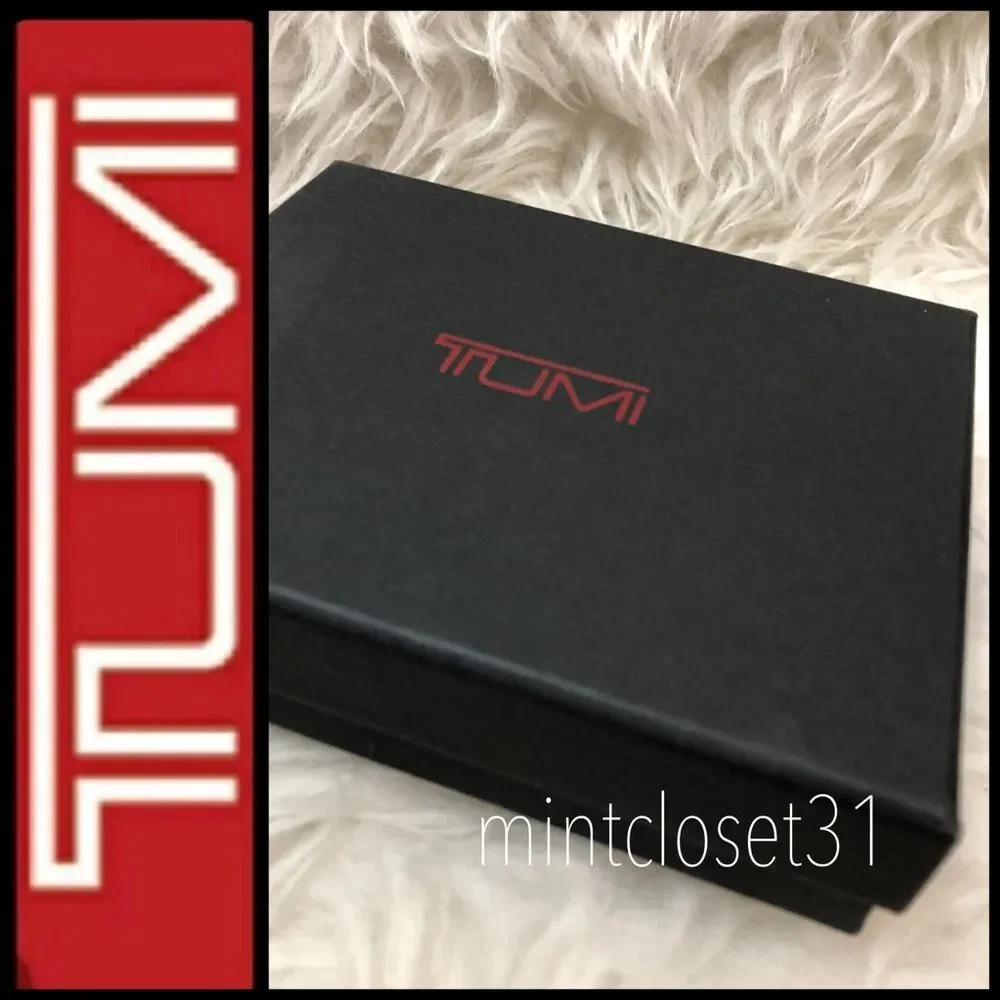 🆕 Tumi Wallet Box & Paper Bag